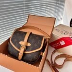 Louis Vuitton Saumur BB Monogram Brown 20Cm M46740 - Image 3