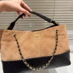 Chanel Shopping Bag Shiny And Gold Tone Metal Beige Black 36Cm AS5657 B20827 U1536 - Image 3