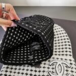 Chanel CC Wool Beanie Black - Image 4