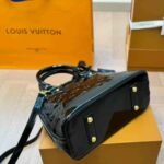 Louis Vuitton Alma BB Monogram Vernis Leather Black 25Cm - Image 5