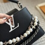 Louis Vuitton Capucines Mini Bag Black 20Cm M11908 - Image 5