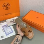 Hermes Oran Sandal Leather Sandals Slippers - Shoes - Image 7