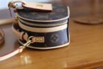 Louis Vuitton LV MONOGRAM REVERSE MINI BOITE CHAPEAU BAG - Image 5