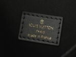 [TOP]Louis Vuitton Pochette Métis Handbag - Image 10