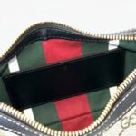 Gucci GG Emblem small shoulder bag- Black - Image 10