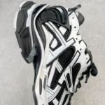 BALENCIAGA RUNNER TW - Shoes - Image 6
