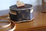 Louis Vuitton LV MONOGRAM REVERSE MINI BOITE CHAPEAU BAG - Image 3