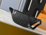Louis Vuitton Discovery Bum Bag - Black Old Fashioned Bags - Image 2
