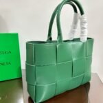 Bottega Veneta Medium Arco Leather Tote Bag- Green - Bag - Image 4