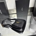 SaintLaurent YSL LE 5 À 7 supple baby in grained leather - Bag - Image 5