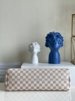 Louis Vuitton Graceful MM Damier Azur Canvas Shoulder Bag - Image 12