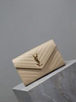 [TOP] Saint Laurent CLASSIC CASSANDRE CHAIN WALLET IN GRAIN DE POUDRE LEATHER - Image 4