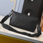 Louis Vuitton Pochette Accessoire XL Dark Black - Bag - Image 2