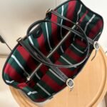 Gucci GG Emblem Large black tote bag - Image 13