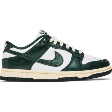 Wmns Dunk Low Vintage Green - Shoes