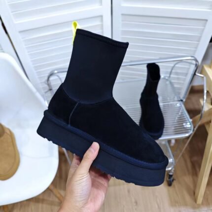 UGG Classic Dipper flatform boots Black - Shoes