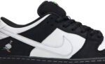 Jeff Staple x Dunk Low Pro SB Panda Pigeon - Shoes - Image 2