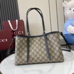 Gucci GG Emblem Medium Black tote bag - Image 11