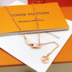 Louis Vuitton Color Blossom Bb Star Pendant, Yellow Gold, Onyx And Diamond Necklace - Image 9