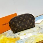 Louis Vuitton x Cosmetic Pouch - Monogram Canvas - Image 3
