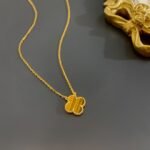 Van Cleef & Arpels Alhambra pendant, Two Size - Image 8