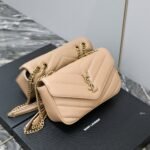 SAINT LAURENT LOULOU in MATELASSÉ Lambskin - Image 13