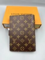 LOUIS VUITTON LV Monogram Ring Agenda Cover - Image 4