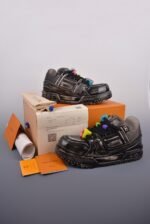 [TOP] Louis Vuitton Trainer Maxi Sneakers black dazzle - Shoes - Image 2
