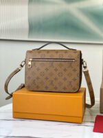 [TOP] Louis Vuitton Pochette Métis Handbag - Image 2