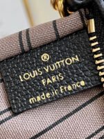 Louis Vuitton Empreinte Monogram Leather Black Easy Pouch On Strap Shoulder Bag Black - Bag - Image 10