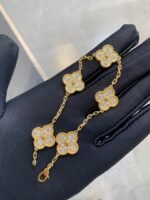 Van Cleef & Arpels Vintage Alhambra Bracelet, 5 motifs - Image 7