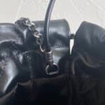 CHANEL 22 MINI HANDBAG Shiny Calfskin & Silver-Tone Metal Black - Bag - Image 6
