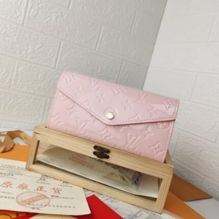 Louis Vuitton Wallet - Bag