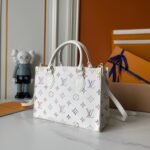 Louis Vuitton OnTheGo PM Embossed grained cowhide leather - Dream Cream - Image 10