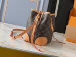 Louis Vuitton Large Bucket Bag - Image 2