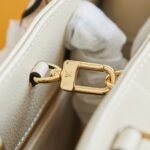 LOUIS VUITTON LV Monogram Canvas Onthego MM - Bag - Image 7