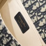 CHRISTIAN DIOR Oblique 30 Montaigne Flap Bag - Image 7