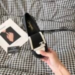 Chanel 25SS - Vintage Book Including Flip-Flop Sneakers-Black - Image 7