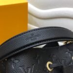 Louis Vuitton LV NeoNoe MM Bucket Bag - Image 13