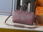 Louis Vuitton Keepall Bandoulière Monogram Glow coated canvas Gray/Pink - Bag - Image 5