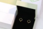 Van Cleef & Arpels Earrings - Image 10