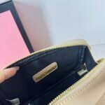 Miu Miu Leather Shoulder Bag - Image 9