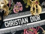 [TOP] Dior Medium Lady Dior Bag - Image 7