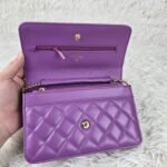 Chanel Shoulder Crossbody Gold Buckle Lattice Cowhide Bag - Image 4