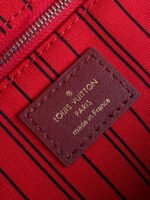 [TOP] Louis Vuitton Dopp Kit Bag - Red Bag - Image 8