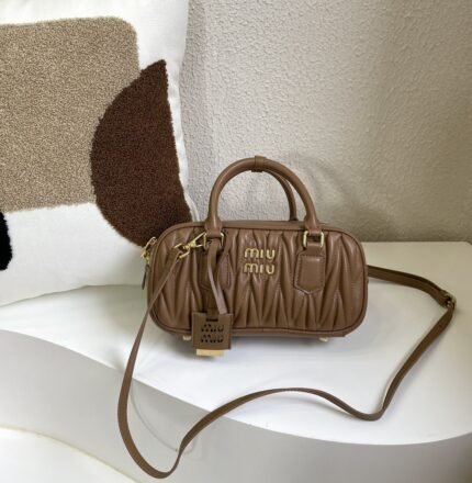 Miu Miu Arcadie matelassé nappa leather bag Brown S-wide Size - Bag