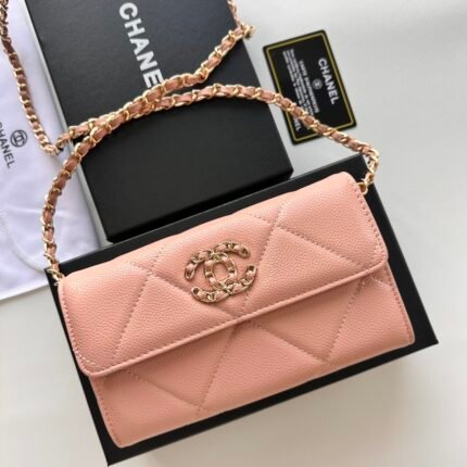 Chanel Chain Shoulder Crossbody Small Bag - Pink Bag