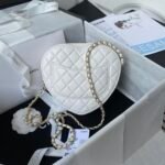 CHANEL Lambskin Heart Bag White -Bag - Image 2