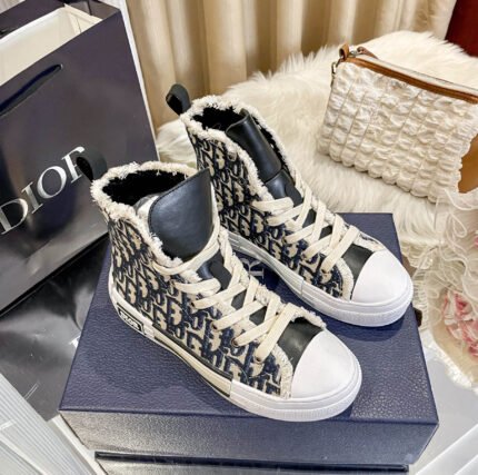 Dior New Embroidered Black High Top Shoes