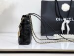 [TOP]CHANEL 22 MINI HANDBAG Shiny Calfskin & Gold-Tone Metal Black - Bag - Image 3